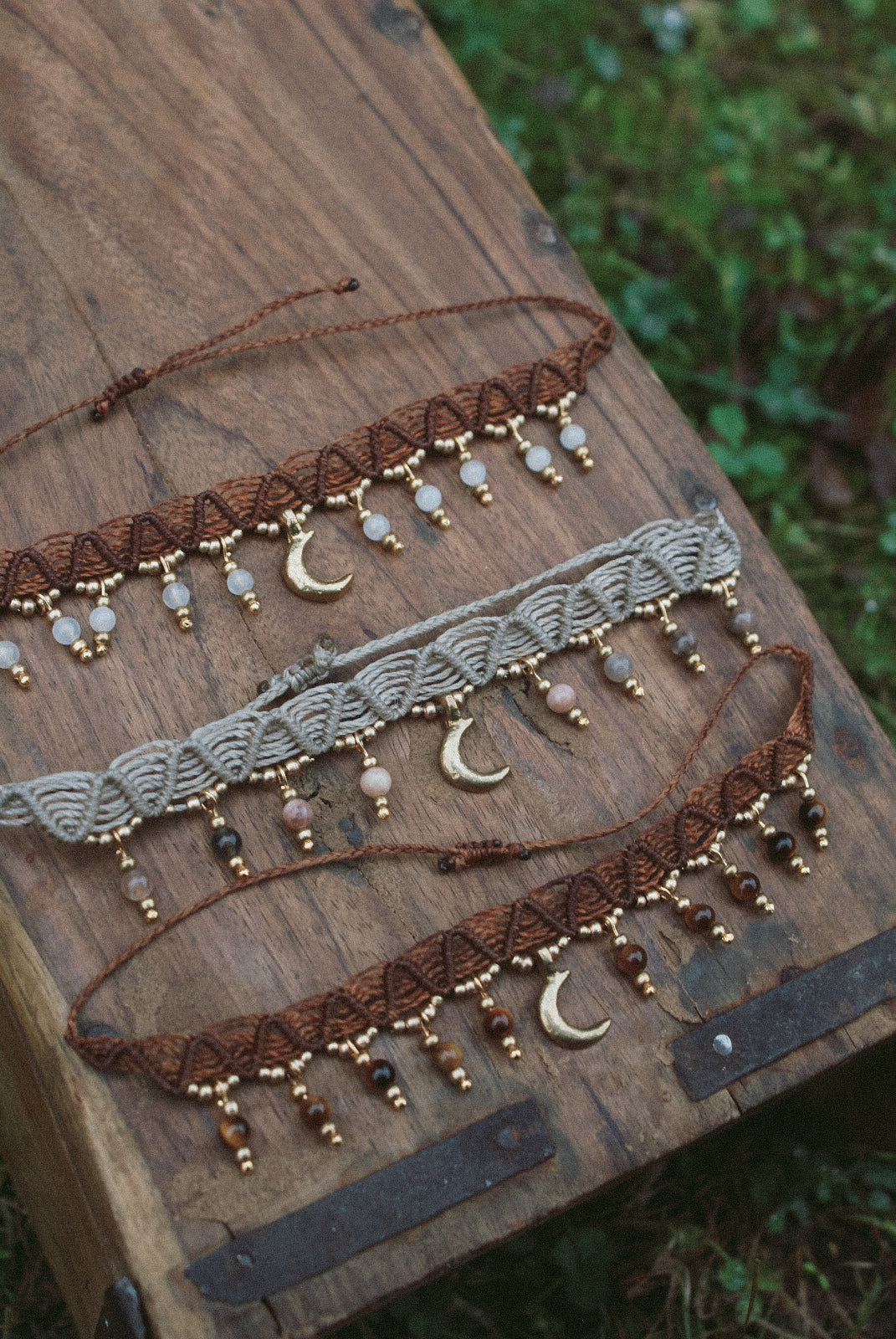 Fusskettchen „Mahina“ mit Edelsteinperlen